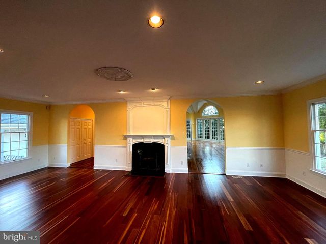 216 E CHEW AVE, Saint Michaels, MD 21663