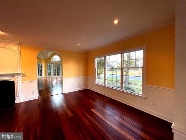 216 E CHEW AVE, Saint Michaels, MD 21663