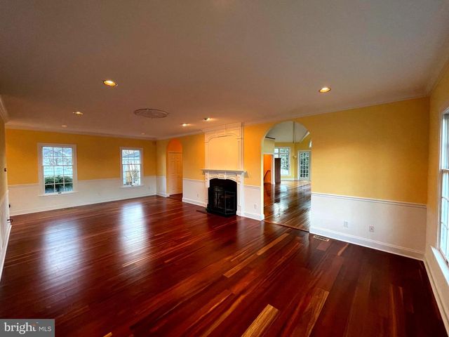 216 E CHEW AVE, Saint Michaels, MD 21663