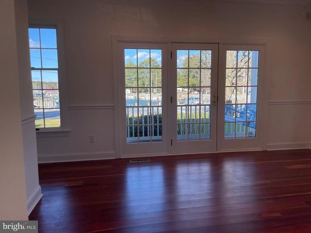 216 E CHEW AVE, Saint Michaels, MD 21663