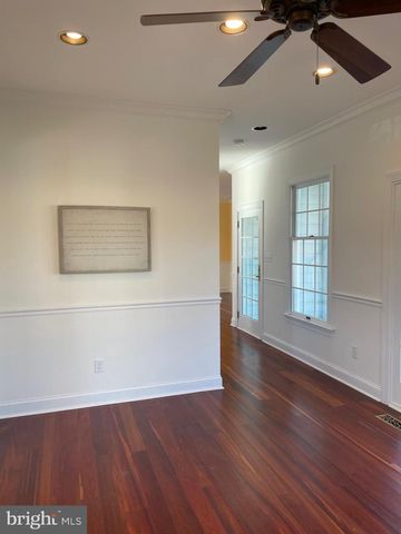 216 E CHEW AVE, Saint Michaels, MD 21663