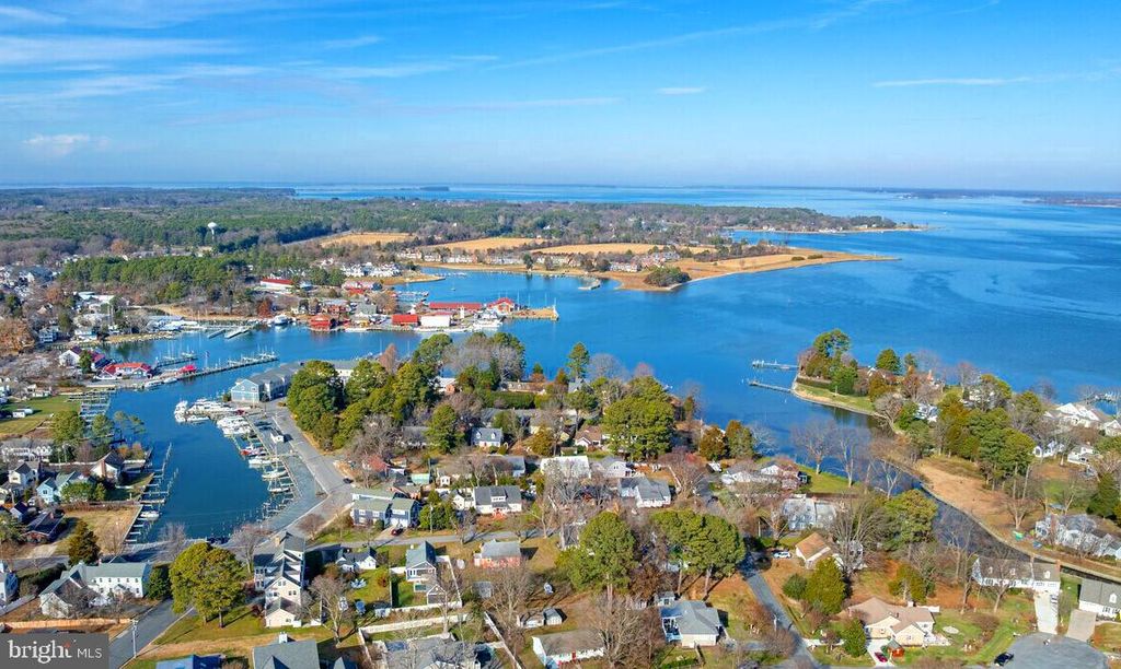 216 E CHEW AVE, Saint Michaels, MD 21663