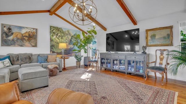 6613 Woodland Ave, Modesto, CA 95358