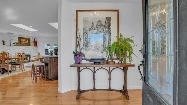 6613 Woodland Ave, Modesto, CA 95358