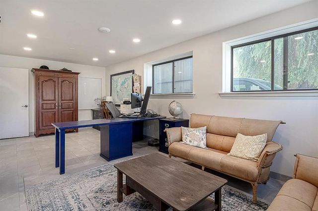 6613 Woodland Ave, Modesto, CA 95358