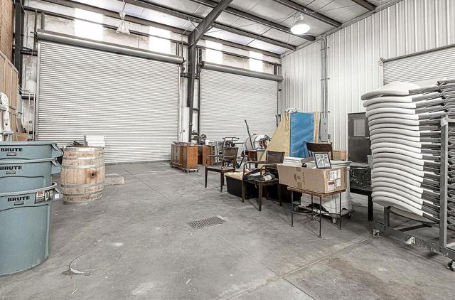 6613 Woodland Ave, Modesto, CA 95358