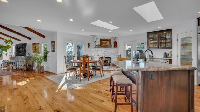 6613 Woodland Ave, Modesto, CA 95358