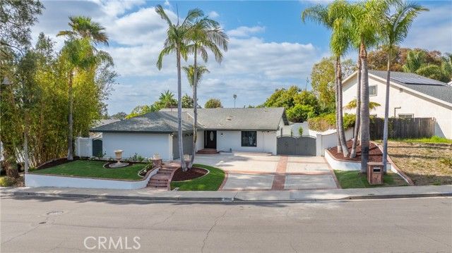 25981 Cordillera, Mission Viejo, CA 92691