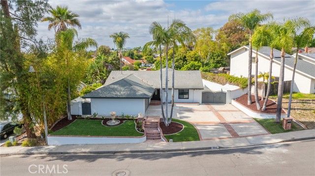 25981 Cordillera, Mission Viejo, CA 92691