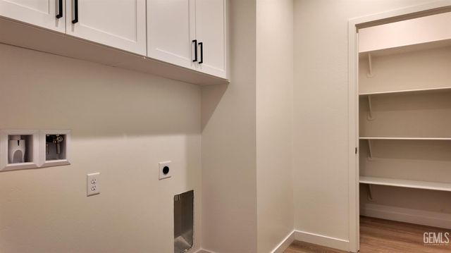 7300 Cryosphere Street, Bakersfield, CA 93311