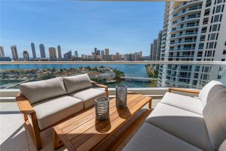7000 Island Boulevard 1402, Aventura, FL 33160