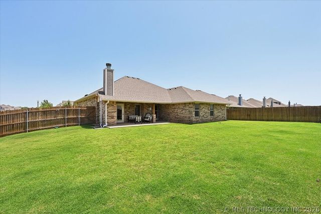 2401 Ryder Drive, Yukon, OK 73099