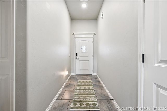 2401 Ryder Drive, Yukon, OK 73099