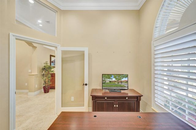 4869 Kensington Cir, Coral Springs, FL 33076