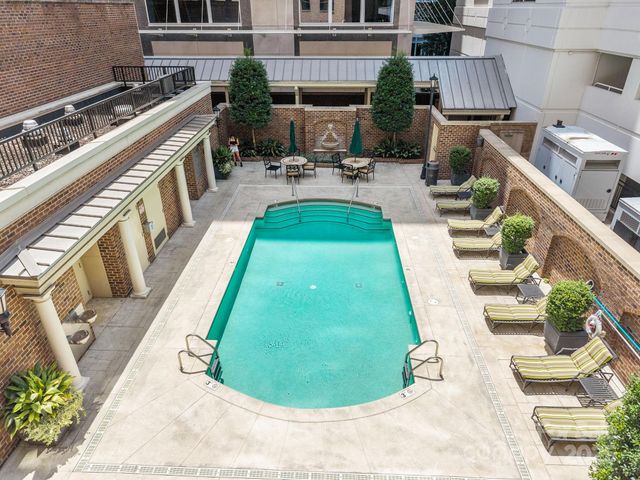 230 S Tryon Street 605, Charlotte, NC 28202