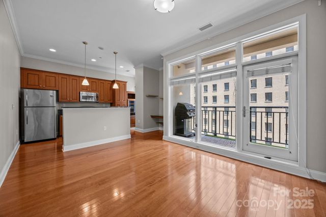 230 S Tryon Street 605, Charlotte, NC 28202