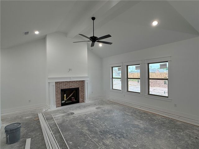 172 N Panther Avenue, Farmington, AR 72730