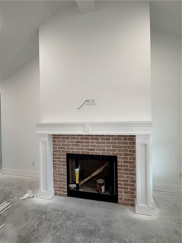 172 N Panther Avenue, Farmington, AR 72730