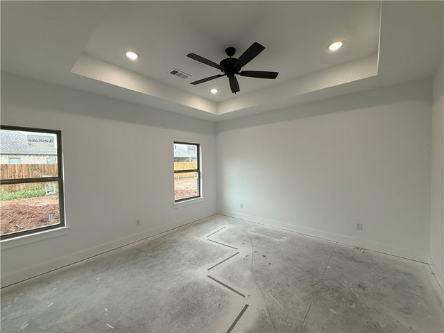172 N Panther Avenue, Farmington, AR 72730