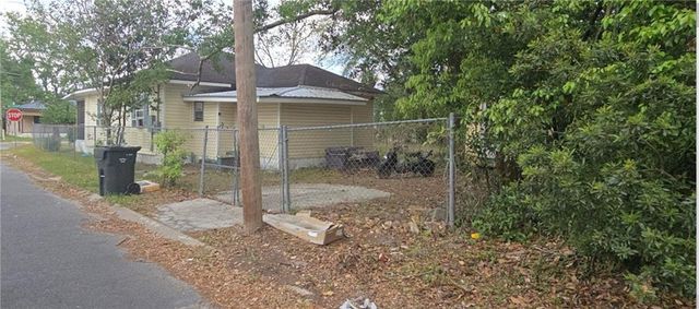 1227 Martin Luther King Drive, Waycross, GA 31501