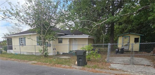 1227 Martin Luther King Drive, Waycross, GA 31501