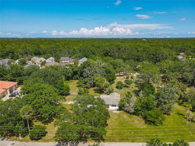 10 MIRROR LAKE DRIVE, Ormond Beach, FL 32174