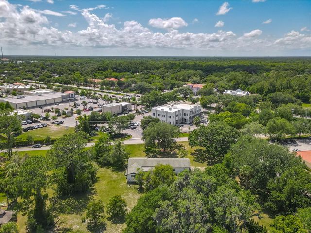 10 MIRROR LAKE DRIVE, Ormond Beach, FL 32174