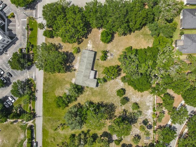 10 MIRROR LAKE DRIVE, Ormond Beach, FL 32174