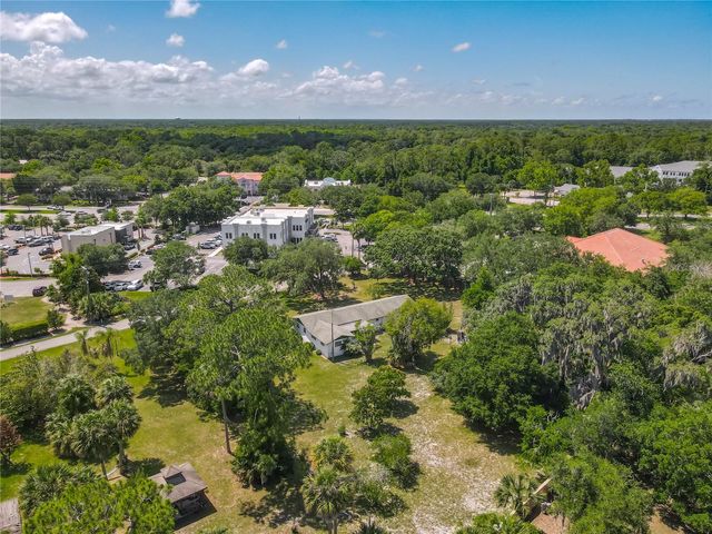 10 MIRROR LAKE DRIVE, Ormond Beach, FL 32174