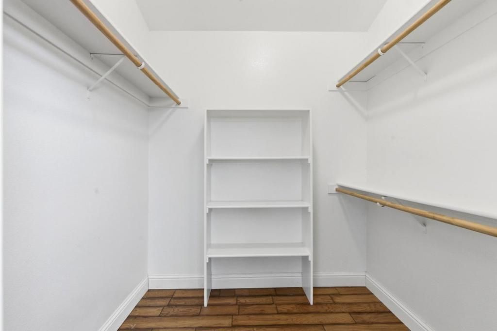 Image 20 of property listing at 810 Capitola Drive, Hollister, CA 95023