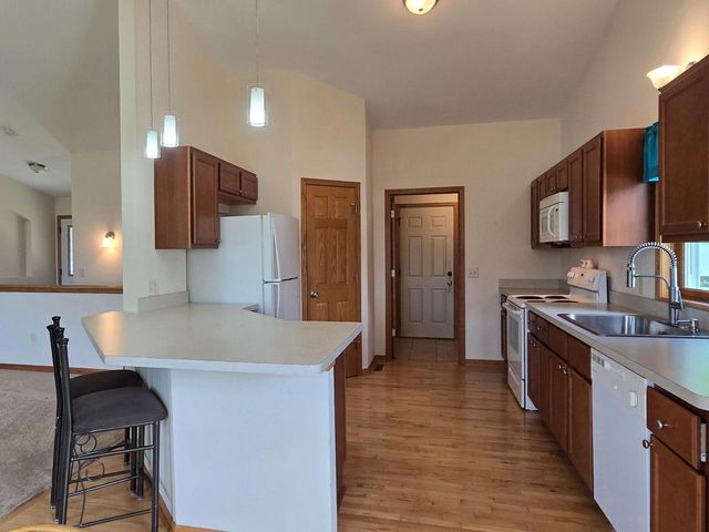 34 S Wyler DRIVE, Evansville, WI 53536