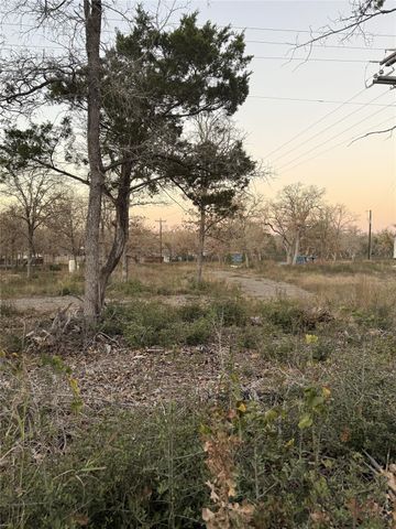 0 Dickerson LN, Elgin, TX 78621