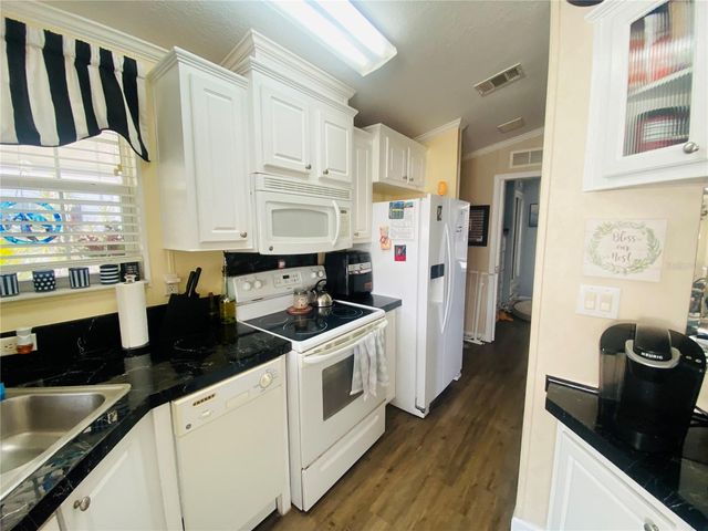 300 ROYAL TROON LOOP, Davenport, FL 33837