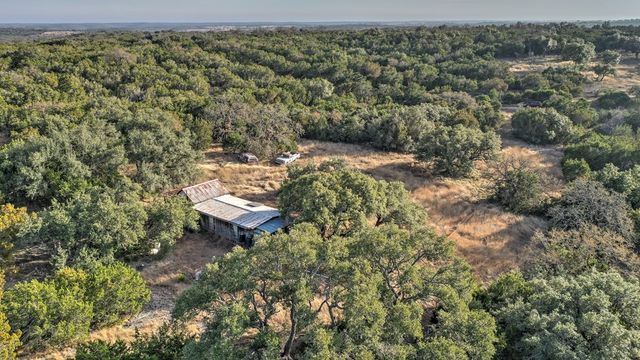 438-1 Yellowstone Lane, Hunt, TX 78024