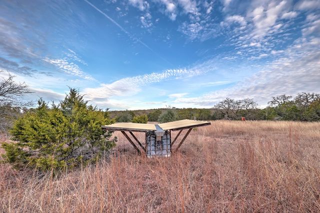 438-1 Yellowstone Lane, Hunt, TX 78024