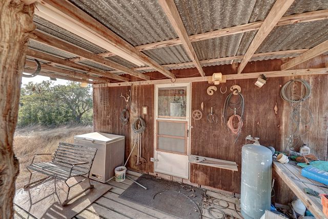 438-1 Yellowstone Lane, Hunt, TX 78024