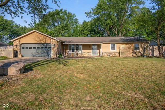 102 E Hillsboro Drive, Pendleton, IN 46064