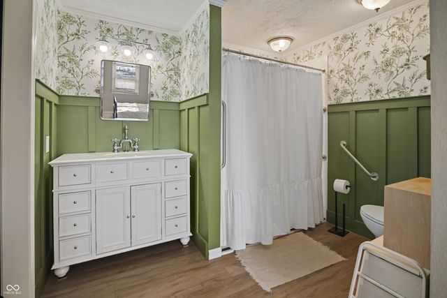 102 E Hillsboro Drive, Pendleton, IN 46064