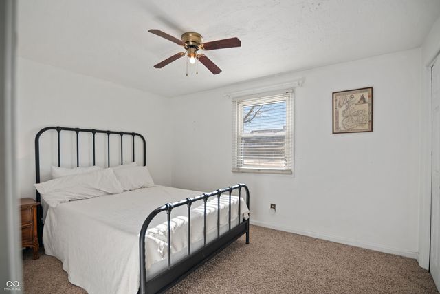 102 E Hillsboro Drive, Pendleton, IN 46064