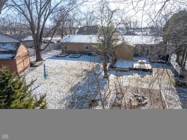 102 E Hillsboro Drive, Pendleton, IN 46064