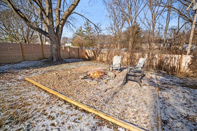 102 E Hillsboro Drive, Pendleton, IN 46064