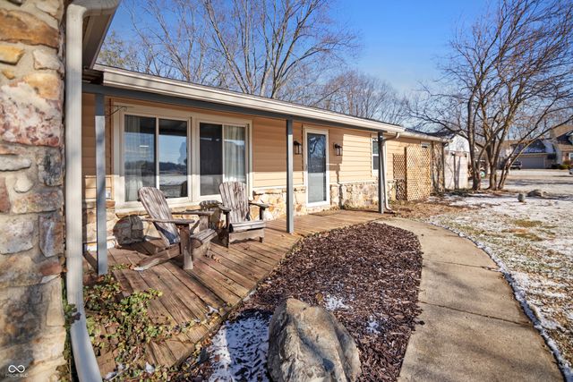 102 E Hillsboro Drive, Pendleton, IN 46064