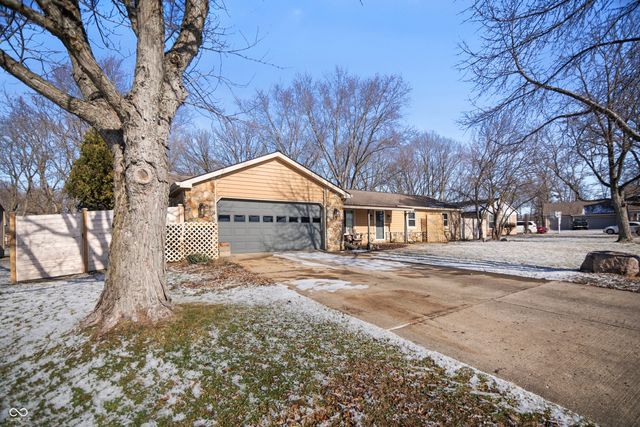 102 E Hillsboro Drive, Pendleton, IN 46064