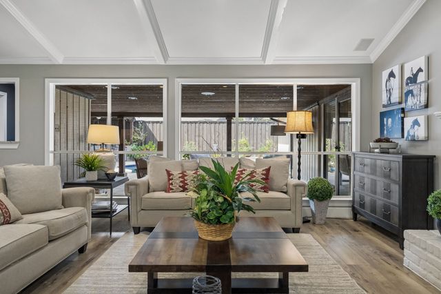 4333 Echo Glen Drive, Dallas, TX 75244