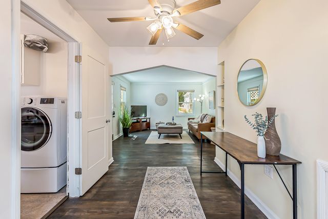 1303 Prescott Avenue, Ann Arbor, MI 48103