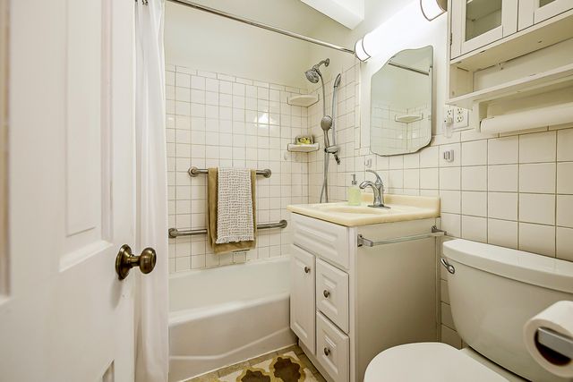 1303 Prescott Avenue, Ann Arbor, MI 48103