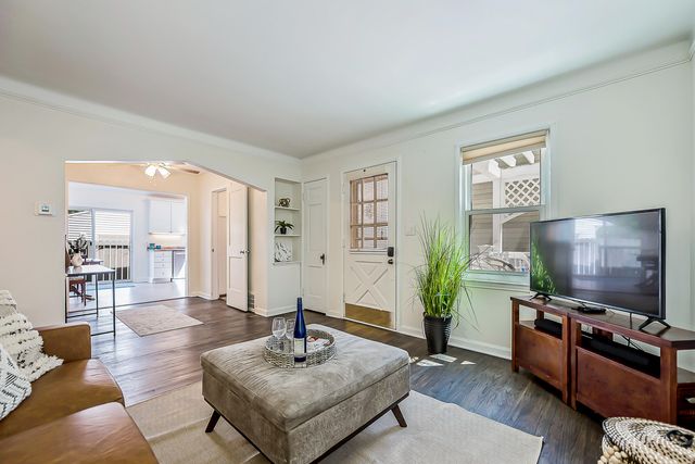 1303 Prescott Avenue, Ann Arbor, MI 48103