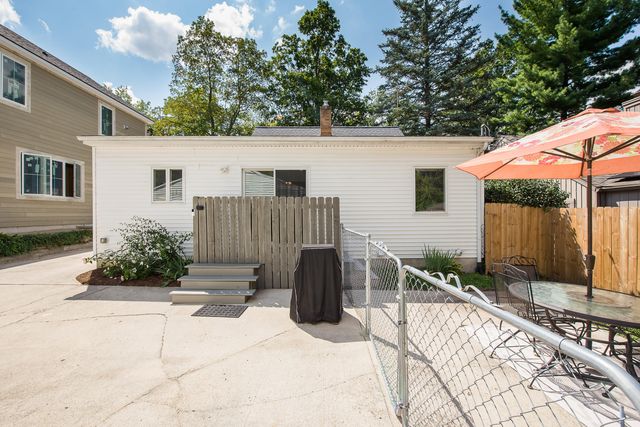 1303 Prescott Avenue, Ann Arbor, MI 48103