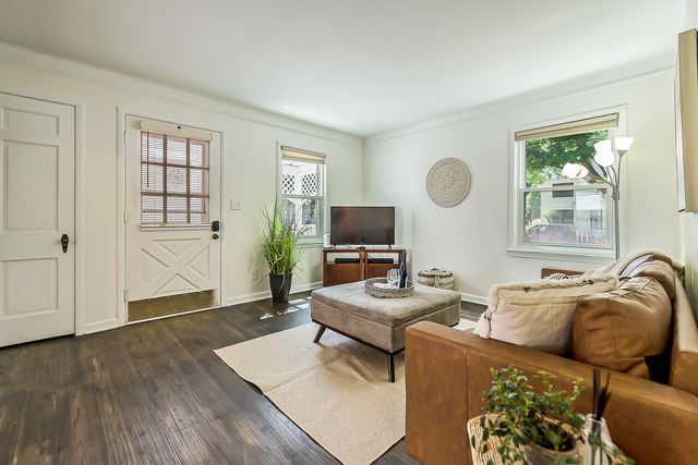 1303 Prescott Avenue, Ann Arbor, MI 48103