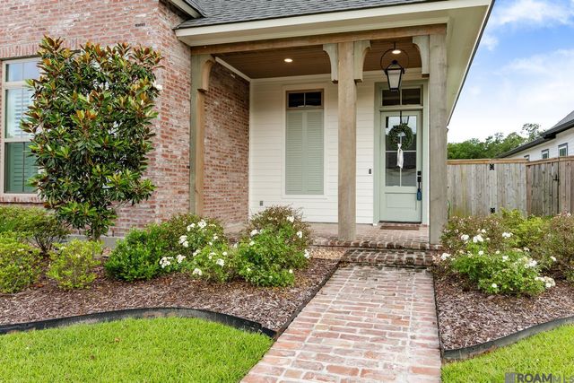 12856 Solemn Oaks Ave, Central, LA 70818